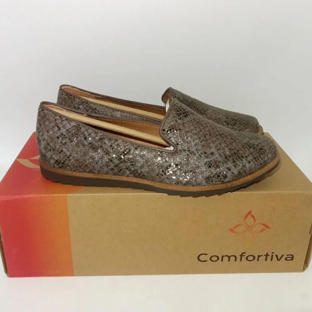 NEW Comfortiva Ryen Slip On Leather Loafer Pewter Taupe Snake print Women's 6 W